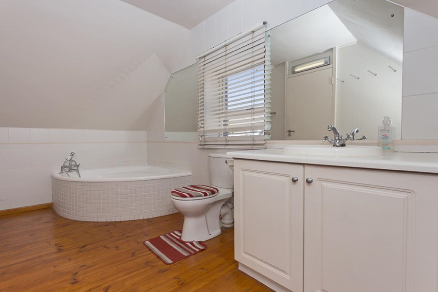 5 Bedroom Property for Sale in West Beach Western Cape